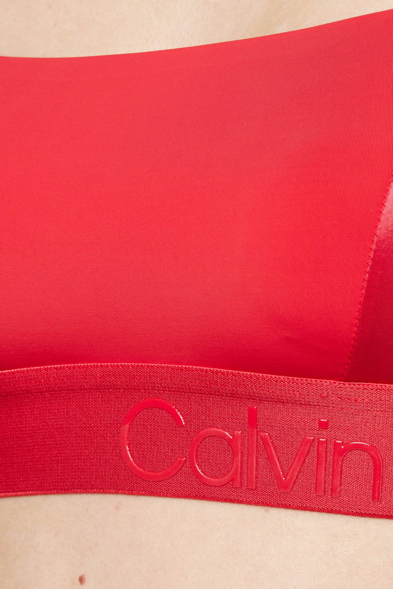 Женский красный бюстгальтер 5