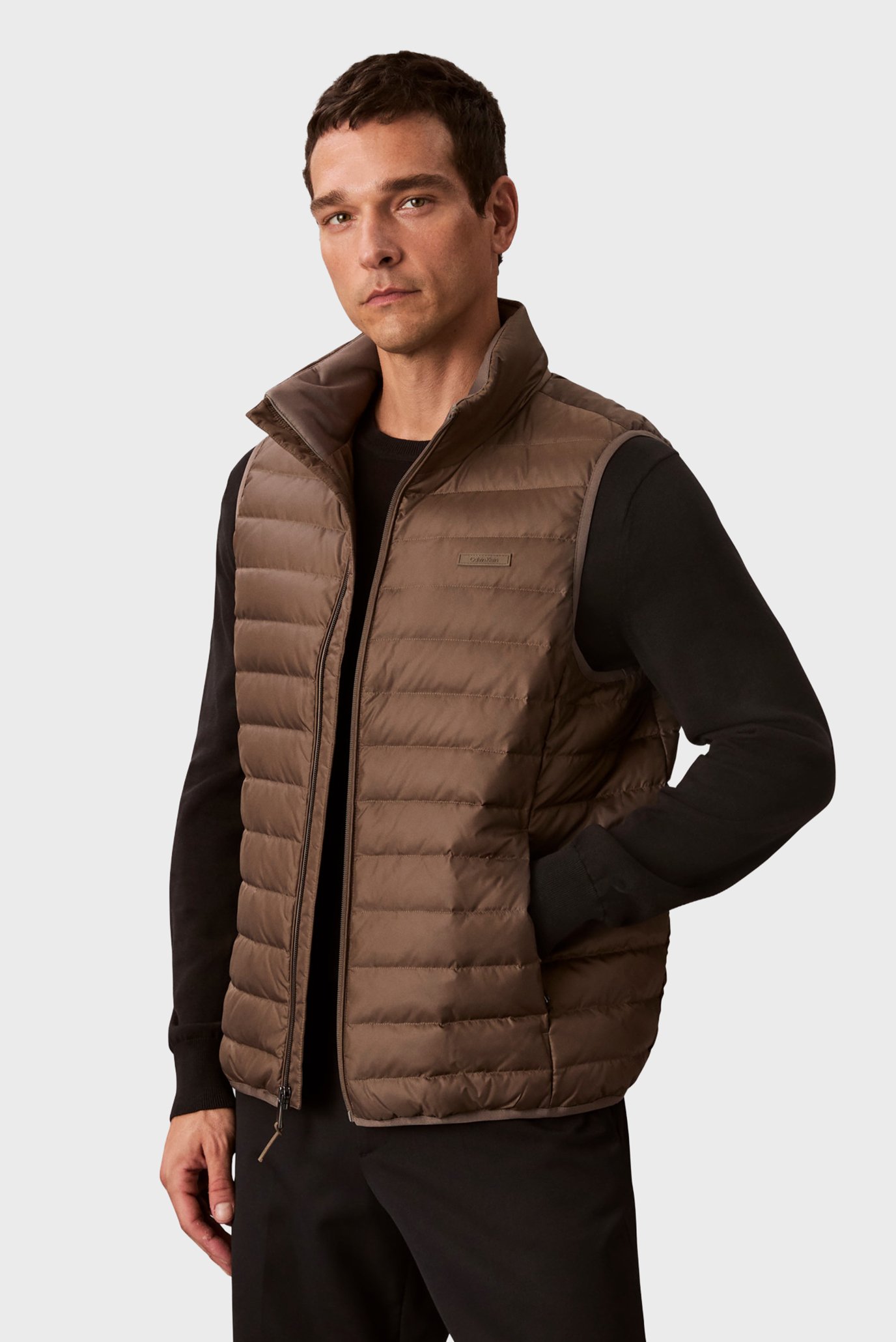 Жилет SLVLSS LT WT NYLON PUFFER VESTCalvin Klein Жилет SLVLSS LT WT NYLON PUFFER VEST 3