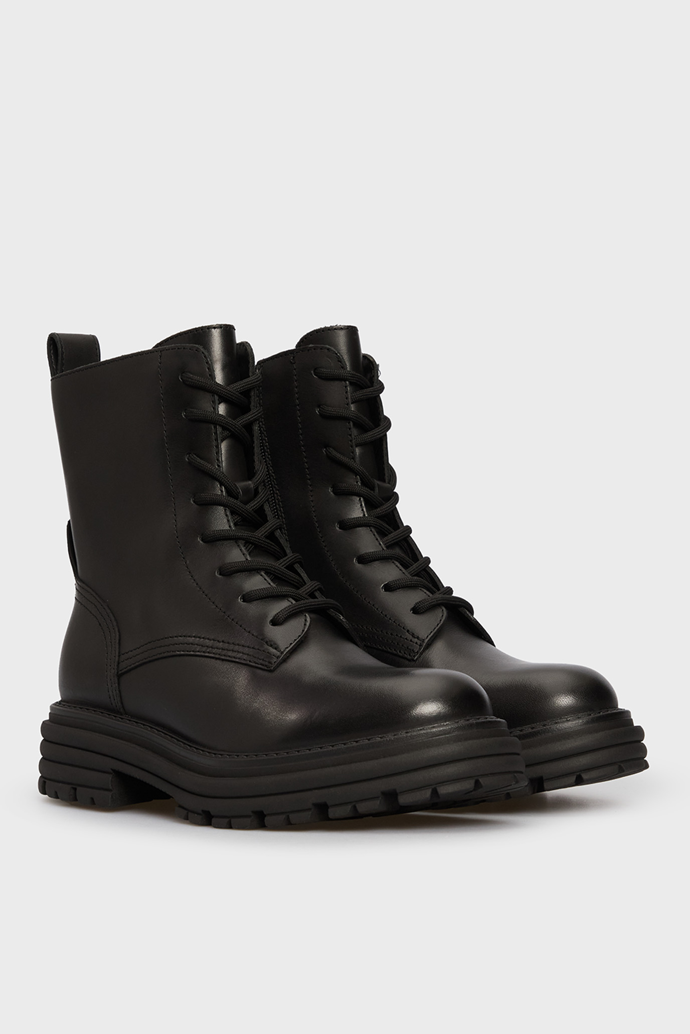 Женские черные кожаные ботинки Paloma 2