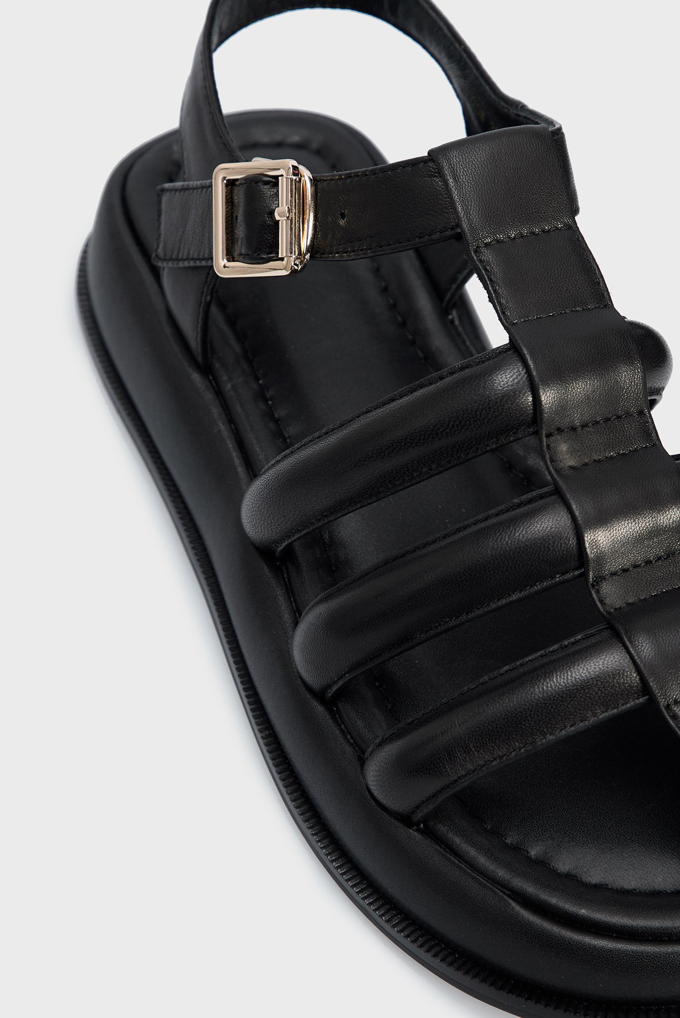 Женские черные кожаные сандалии Vicky 2