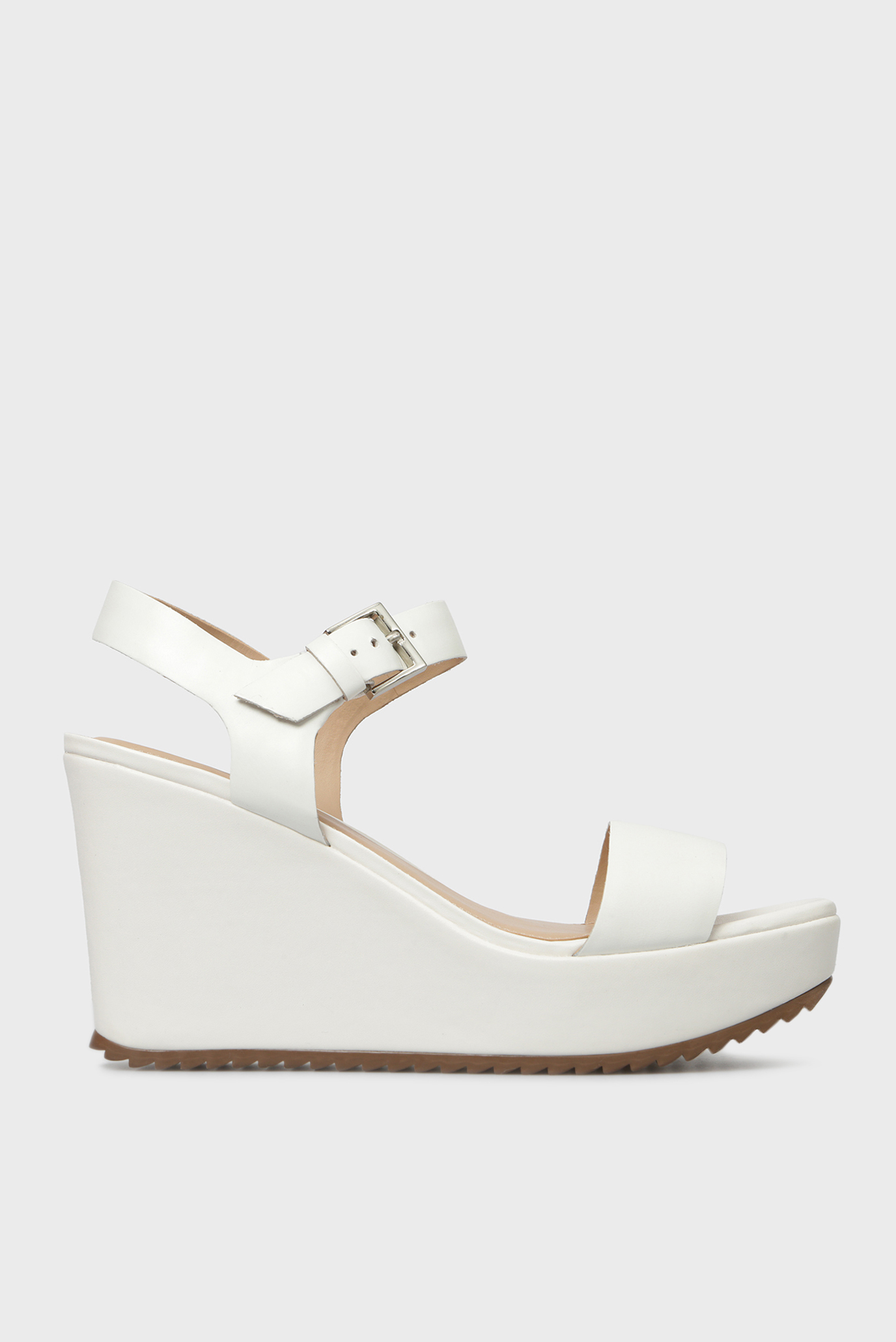 Женские белые кожаные босоножки 6