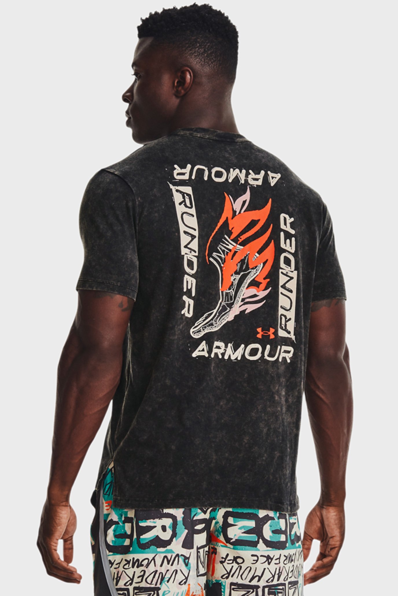 Мужская черная футболка UA Destroy All Miles SS II 9