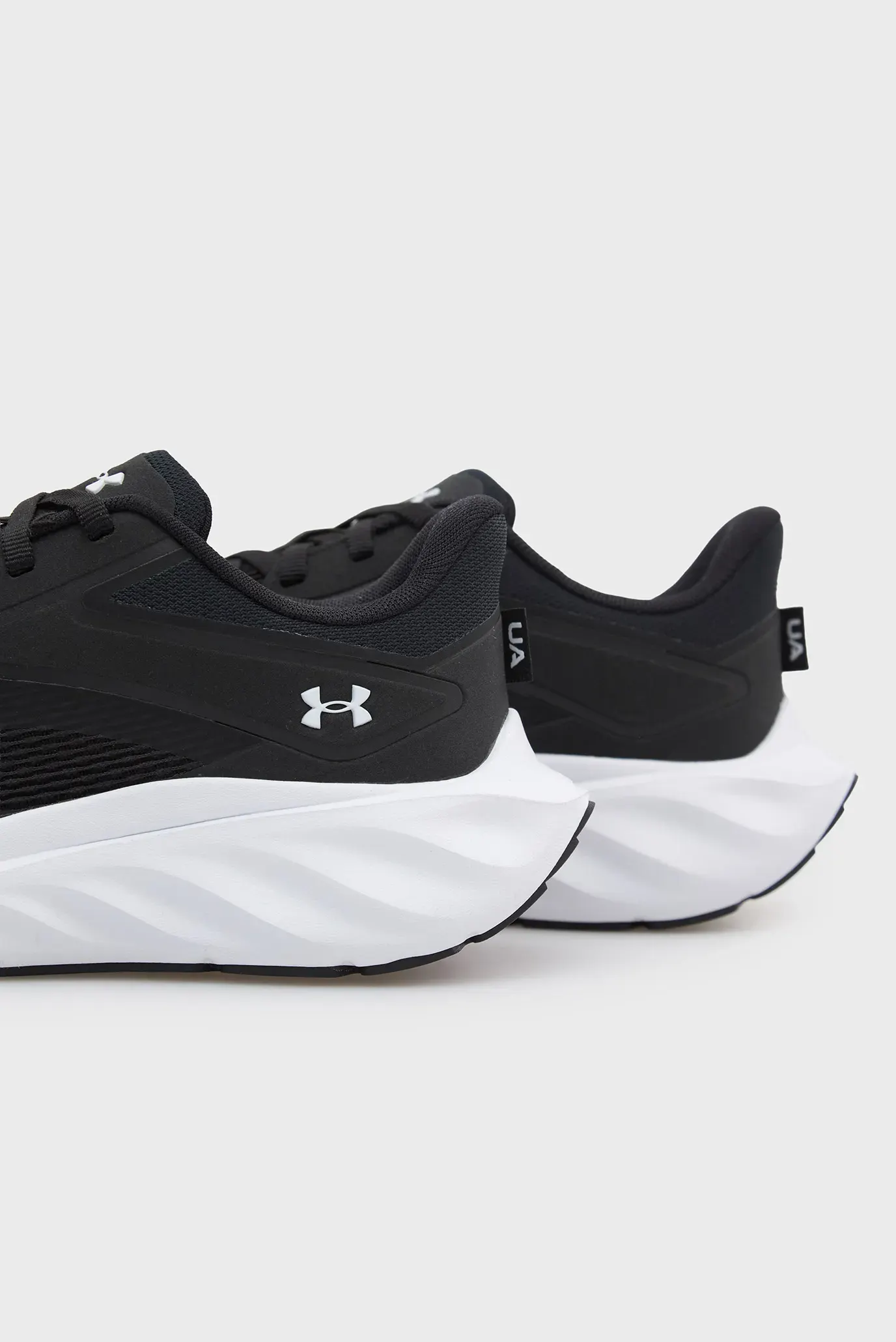 Кроссовки UA W Ascend-BLK 2