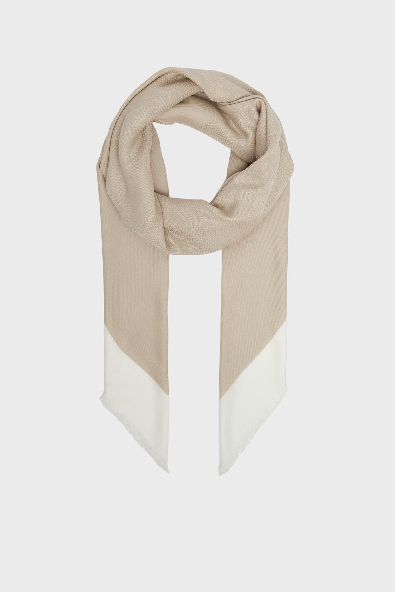 Шарф BOLD LOGO CONTRAST SCARF 120x120 1