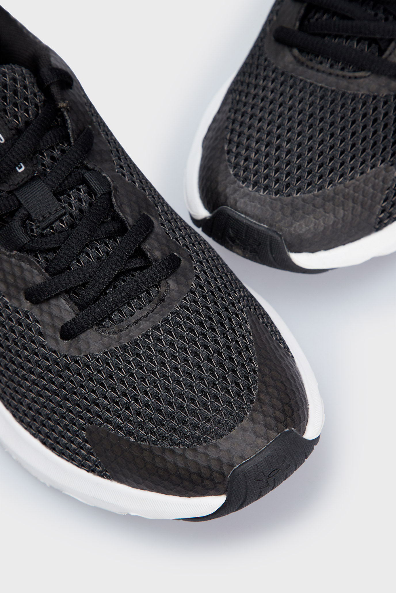 Женские черные кроссовки UA Charged Rogue 3 Under Armour Женские черные кроссовки UA Charged Rogue 3 7