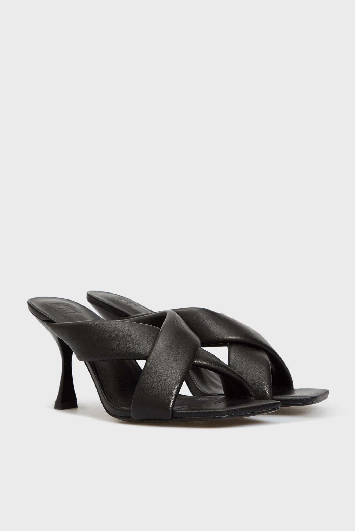 Женские черные мюли Gvadelupa 3