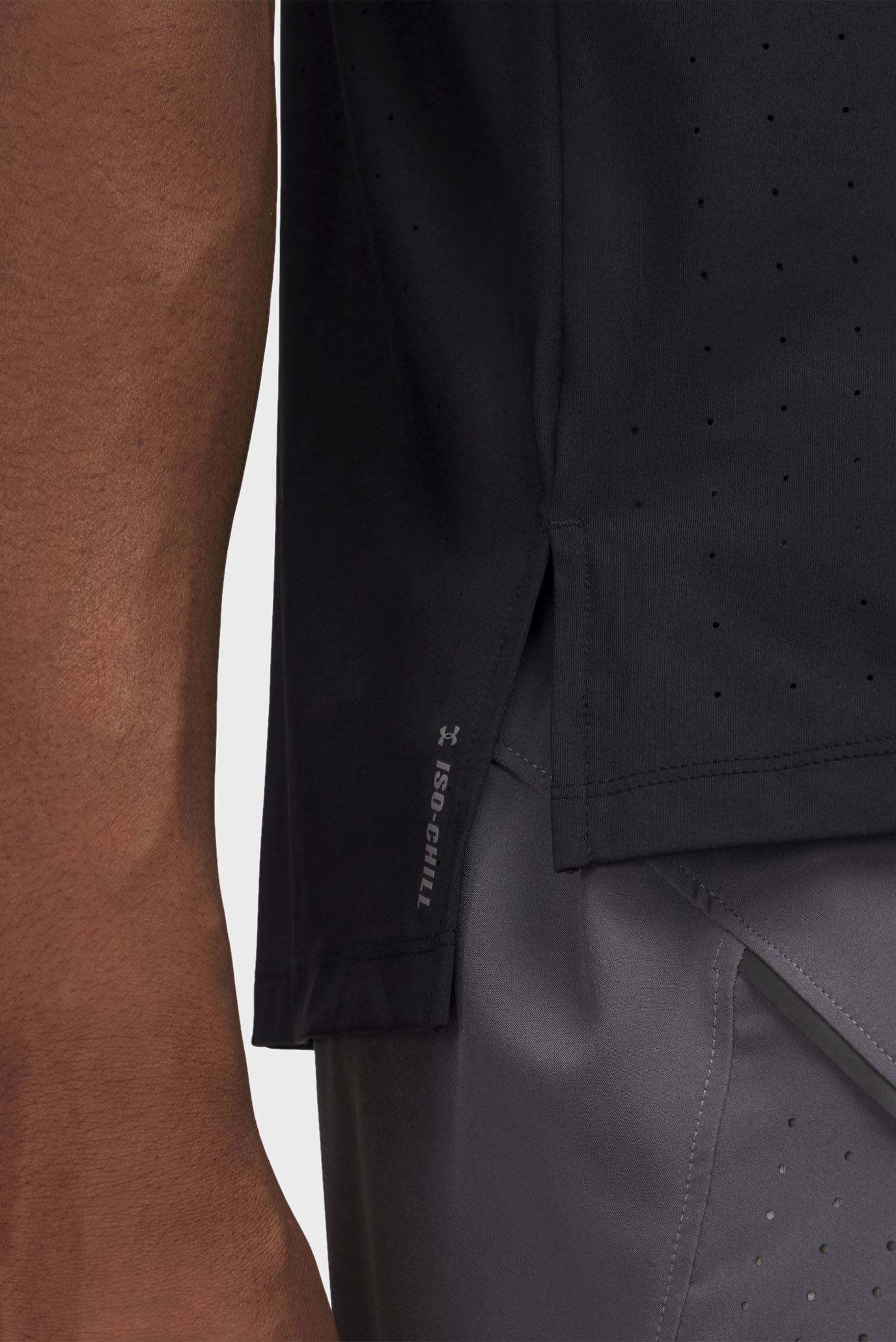 Мужская черная майка UA LAUNCH ELITE SINGLETUnder Armour Мужская черная майка UA LAUNCH ELITE SINGLET 2