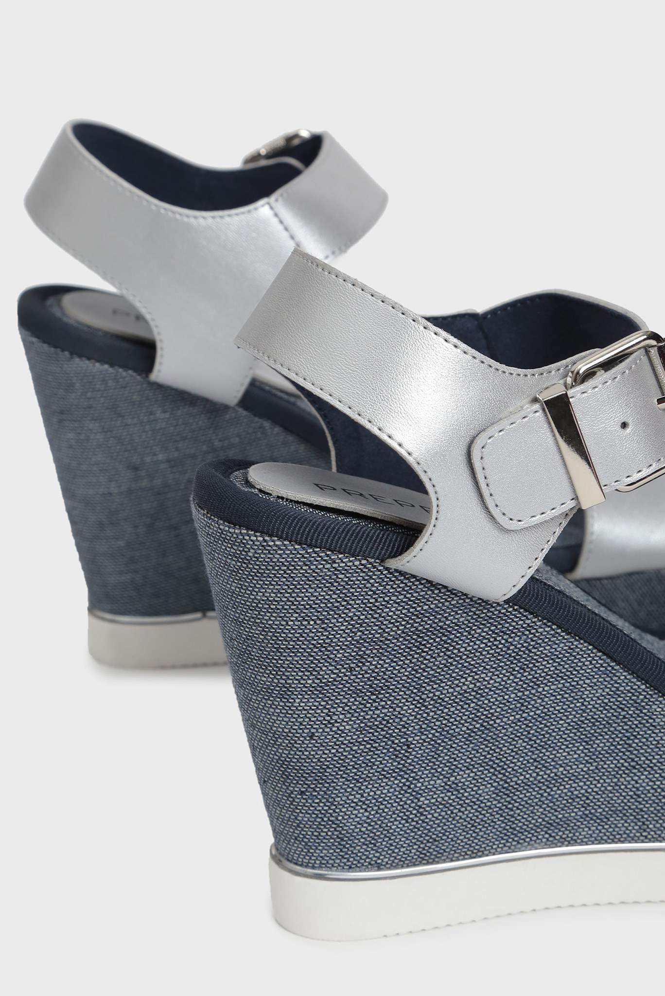 Женские босоножки Afina 5