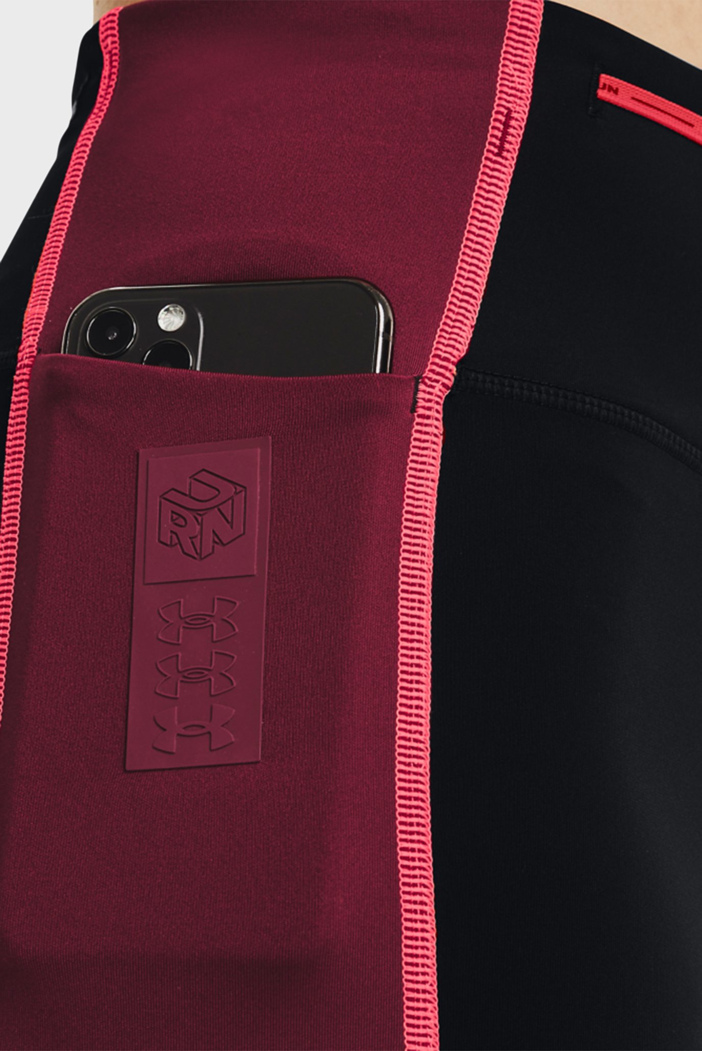 Женские черные тайтсы UA Run Anywhere Ankle Tight 12