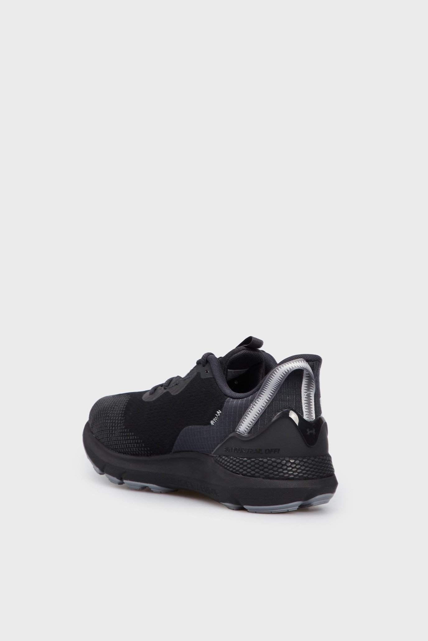 Черные кроссовки UA U Sonic Trail 5