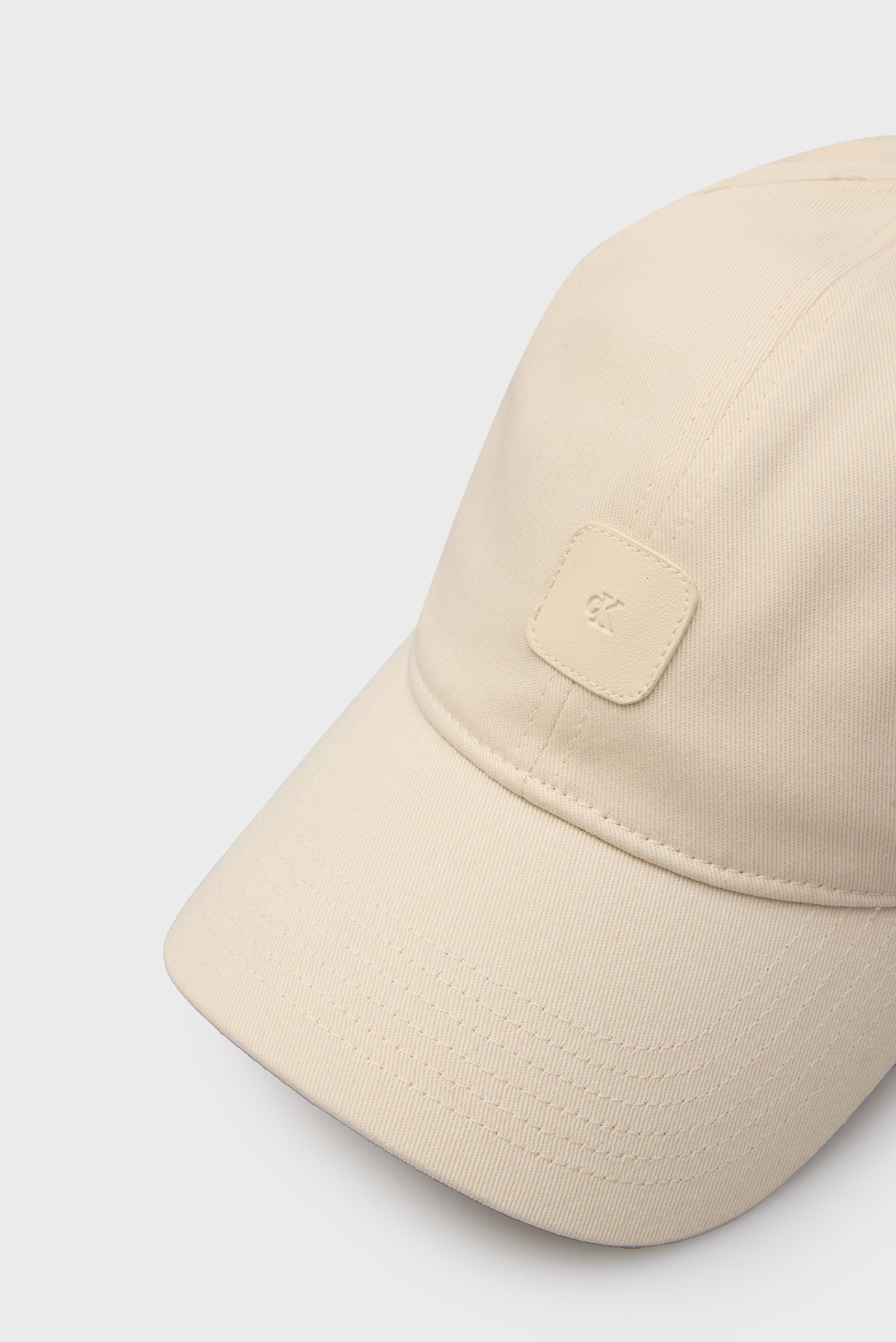 Женская белая кепка MONOGRAM PU PATCH 3