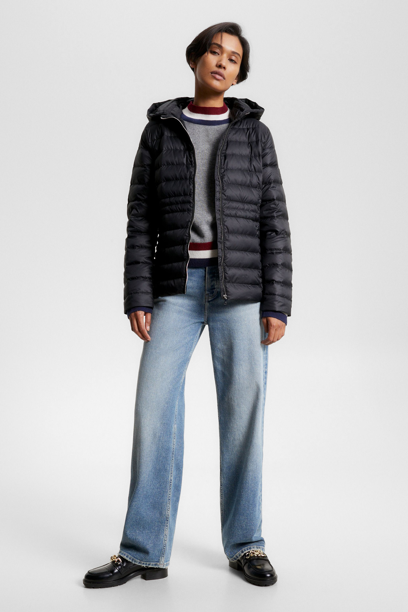 Женский черный пуховик FEMININE LW DOWN 2