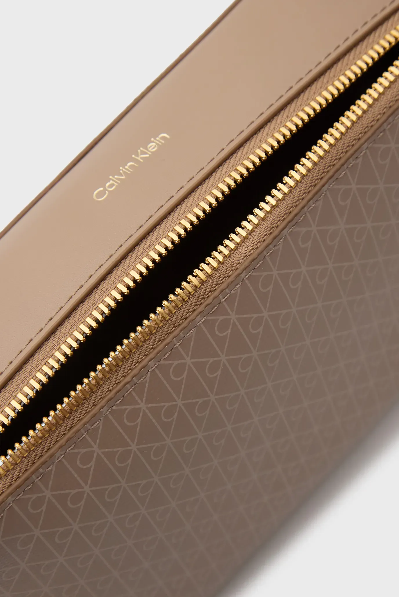 Сумка/EMBLEM AOP ELONGATED CAMERA BAG 5