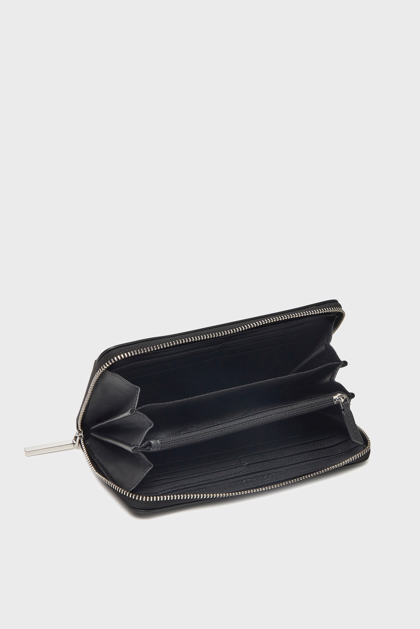 Кошелек EMBOSSED LOGO LARGE ZIP AROUND 3