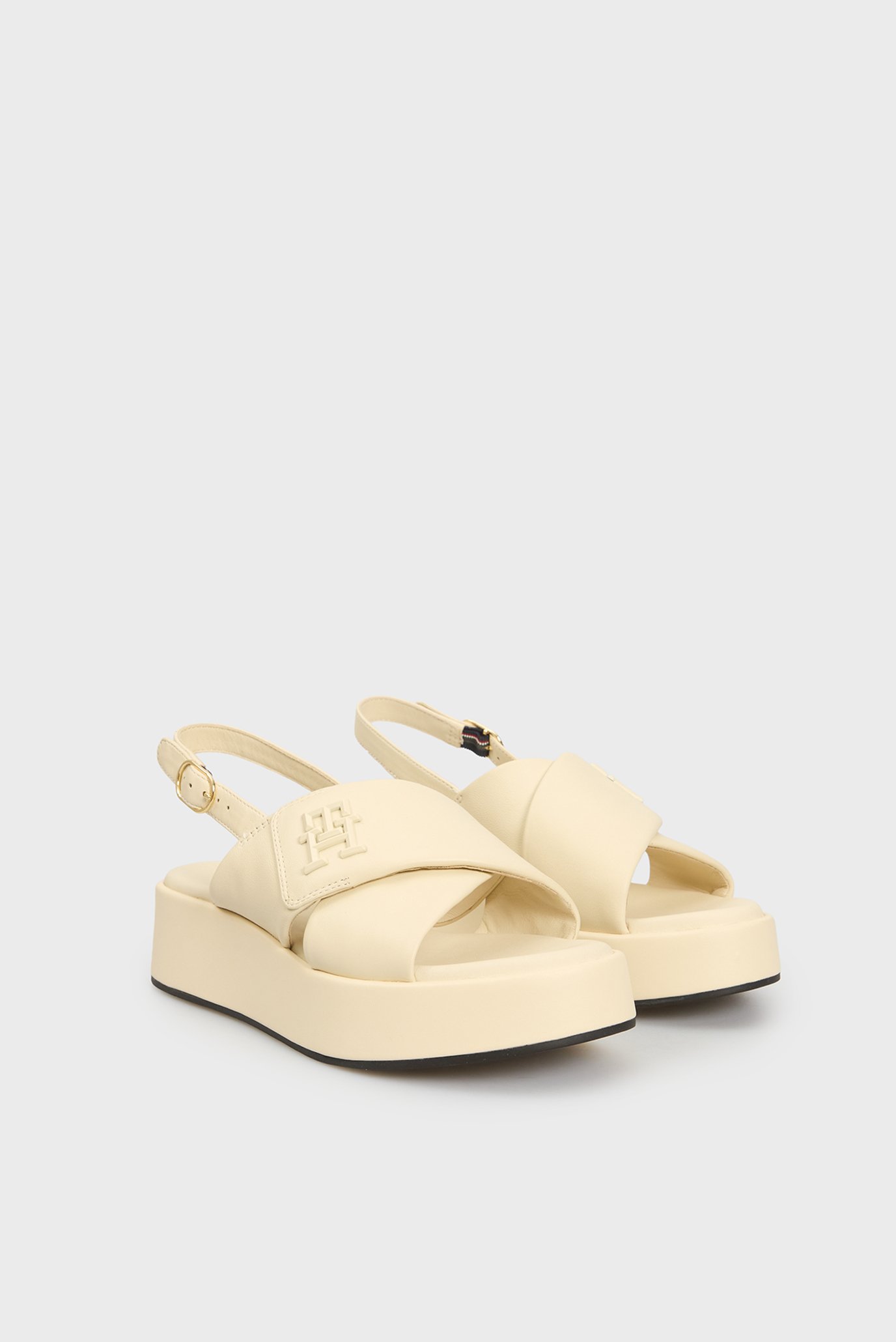 Женские белые кожаные сандали TH LOGO HW PADDED LEATHER SANDALTommy Hilfiger Женские белые кожаные сандали TH LOGO HW PADDED LEATHER SANDAL 3