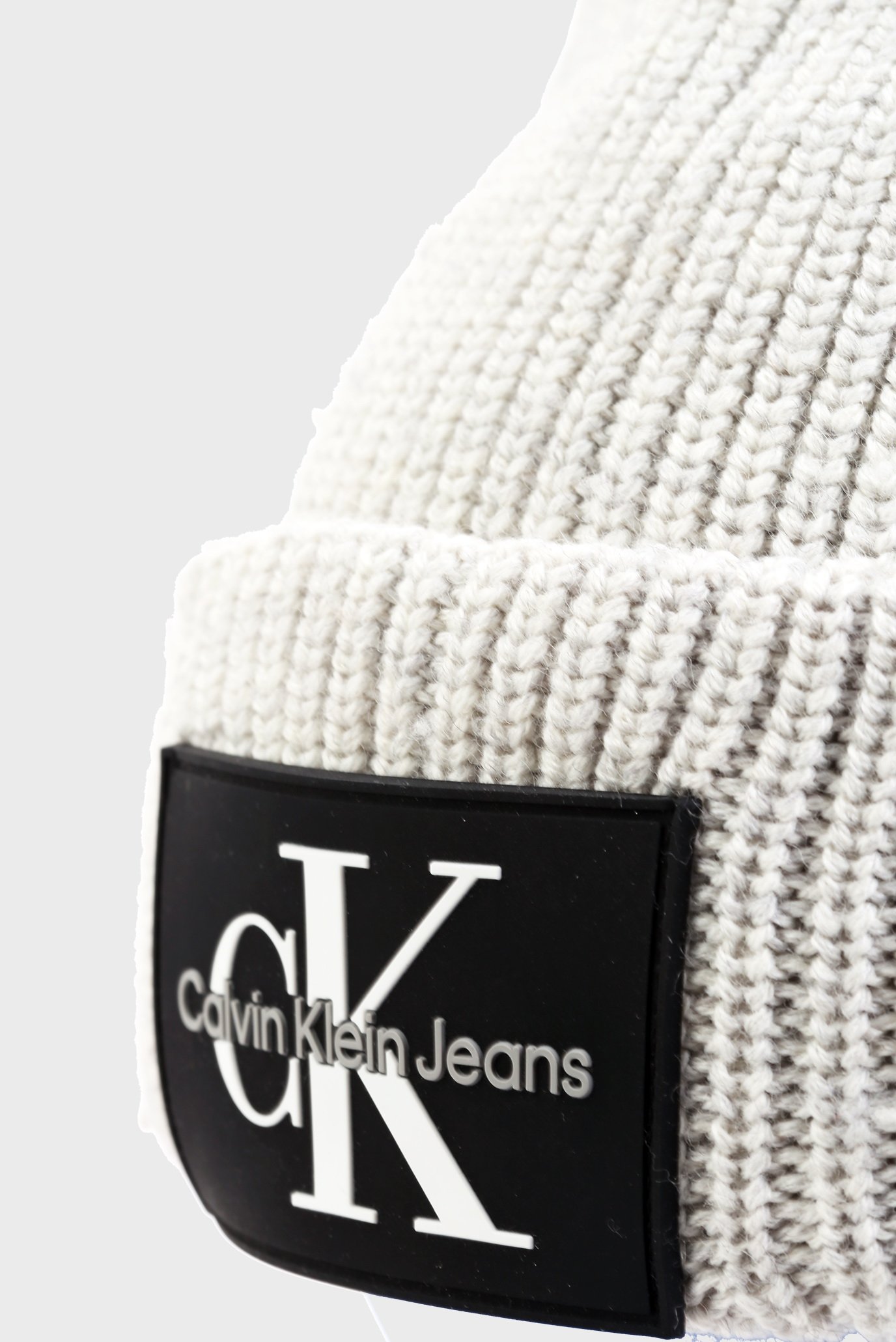 Шапка MONOLOGO PATCH BEANIE Calvin Klein Jeans K50K506242 — FR Group