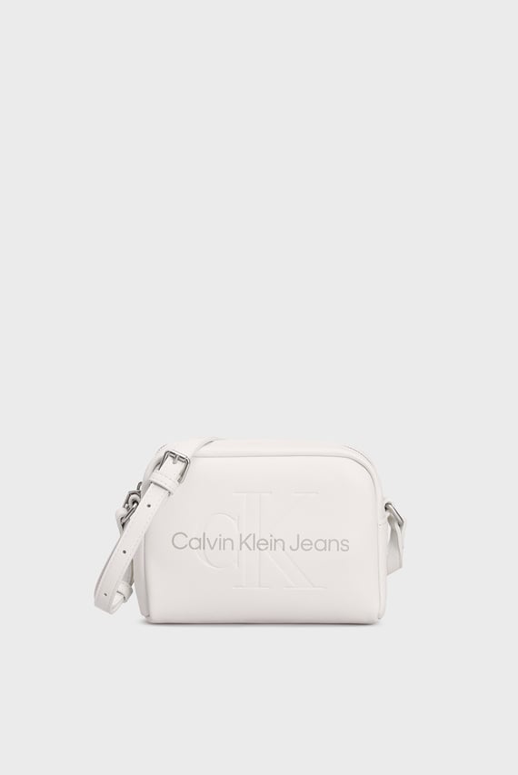 Женская бежевая сумка SCULPTED CAMERA BAG18 MONO Calvin Klein Jeans Женская бежевая сумка SCULPTED CAMERA BAG18 MONO Calvin Klein Jeans