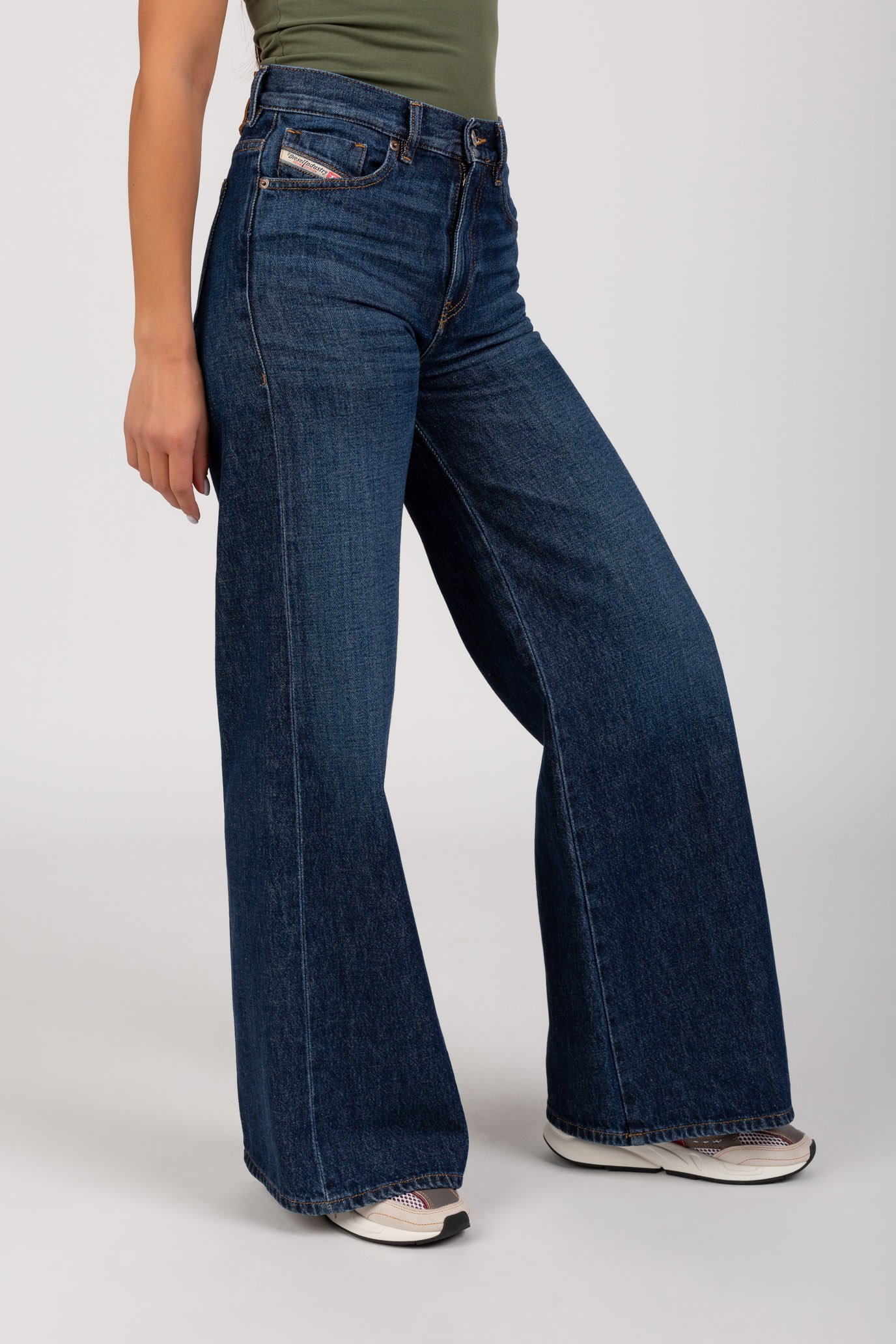 Джинсы 1978 L.30 TROUSERS Diesel Джинсы 1978 L.30 TROUSERS 2