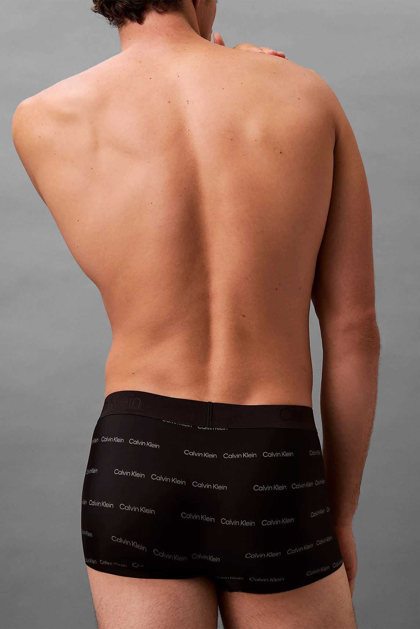 Мужские черные боксеры с узором LOW RISE TRUNKCalvin Klein Мужские черные боксеры с узором LOW RISE TRUNK 6