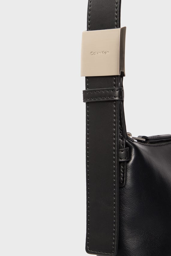 Женская черная сумка HARDWARE HANDLE MINI BAG