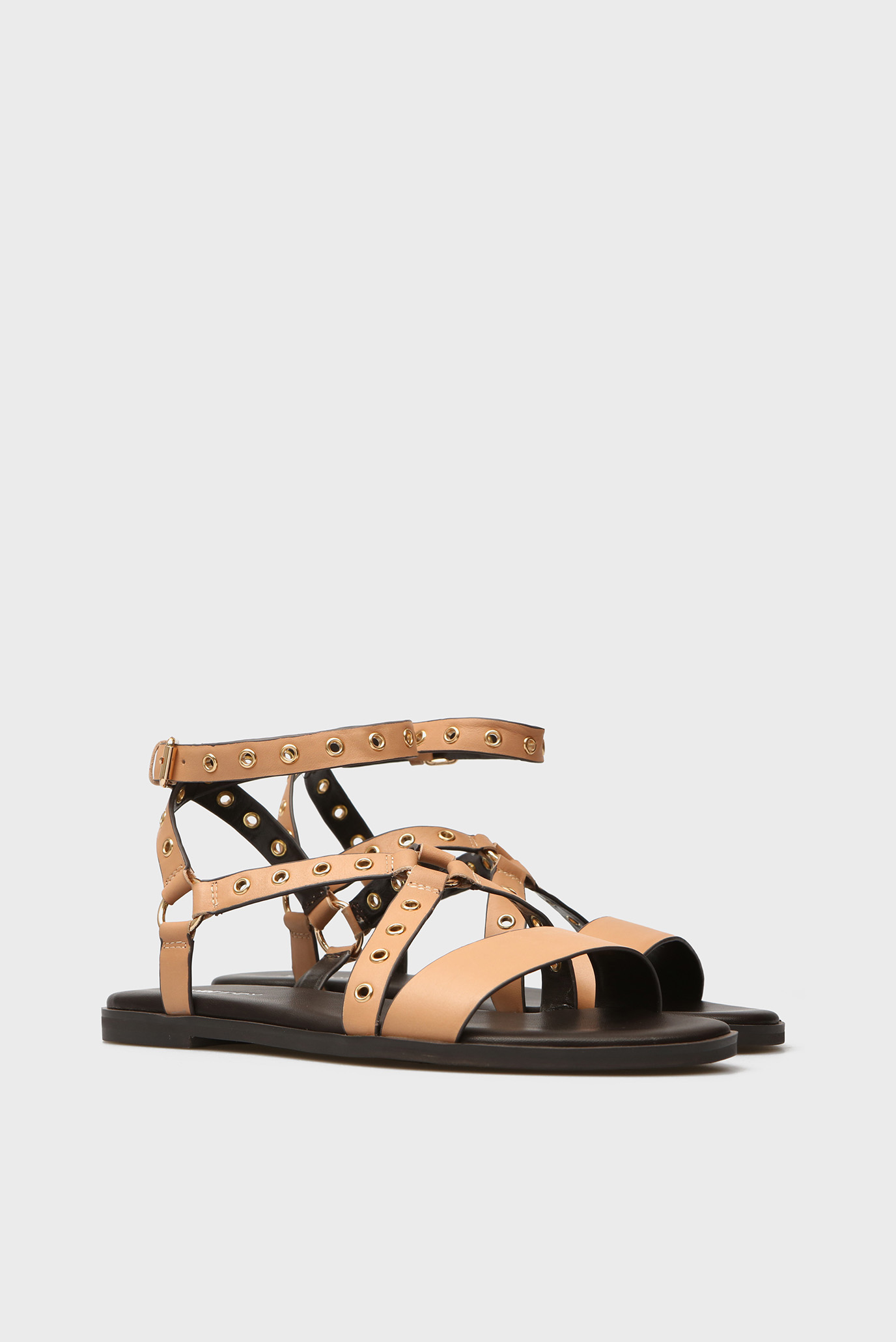 Бежевые сандалии 8