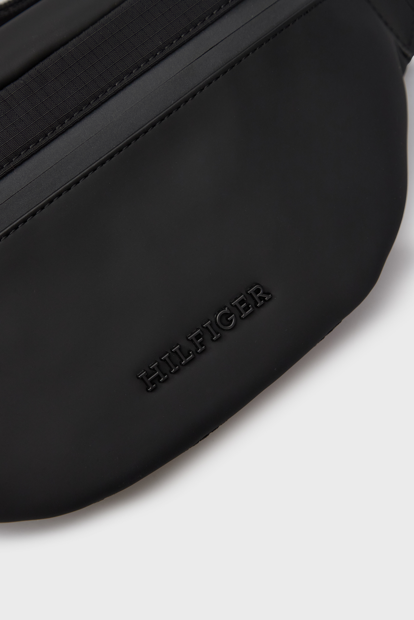 Мужская черная поясная сумка TH SEASONAL BUMBAG 6