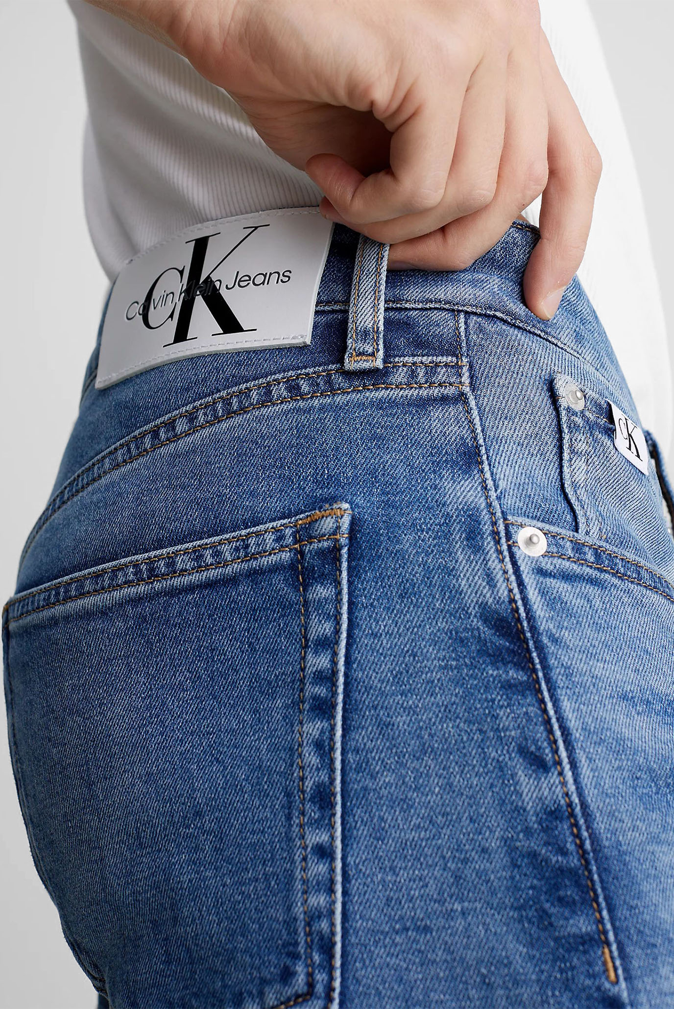 Джинсы SLIM TAPER 4