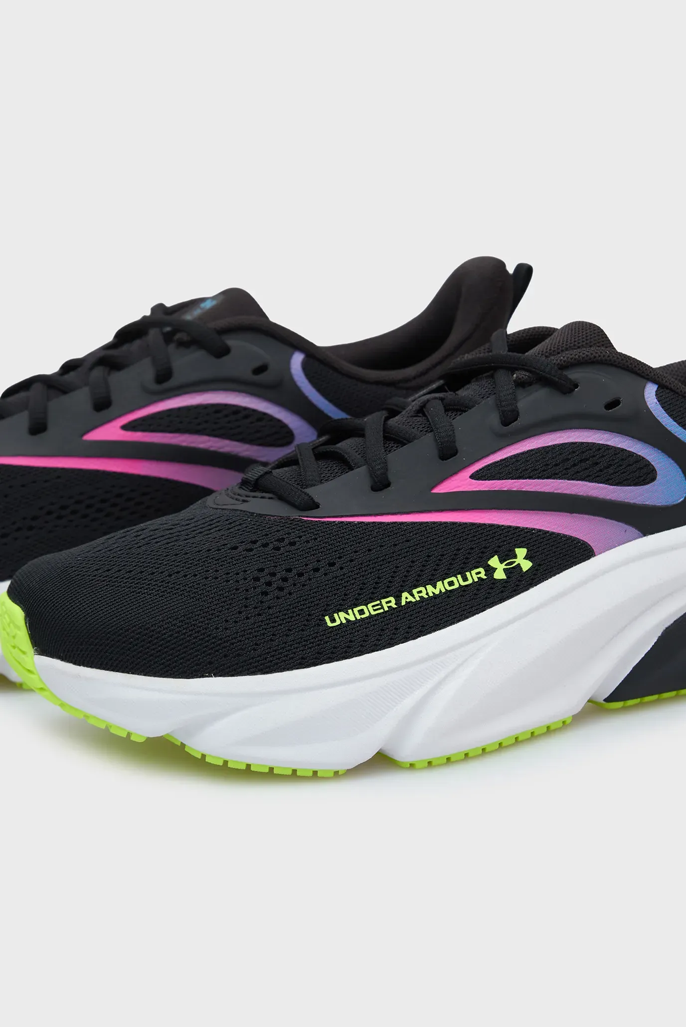 Кроссовки UA Rogue 6-BLK 2