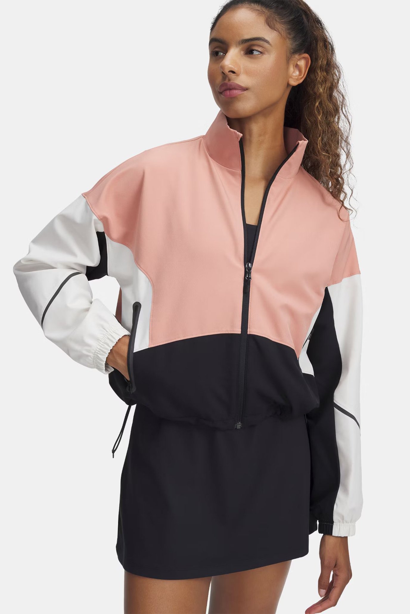 Женская ветровка UA Unstoppable Jacket 1