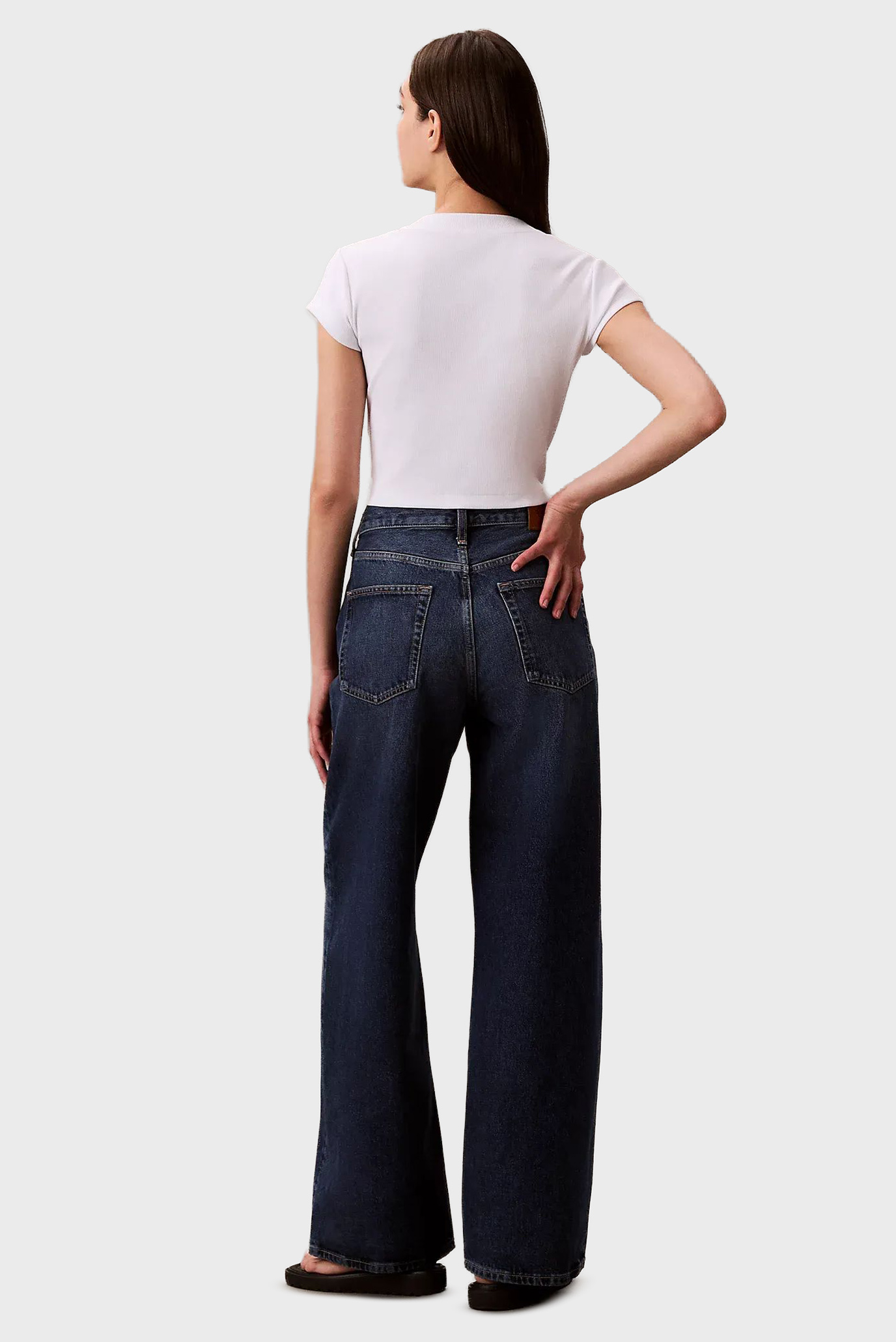 Джинсы THE WIDE LEG TINTED HORSESHOE 2