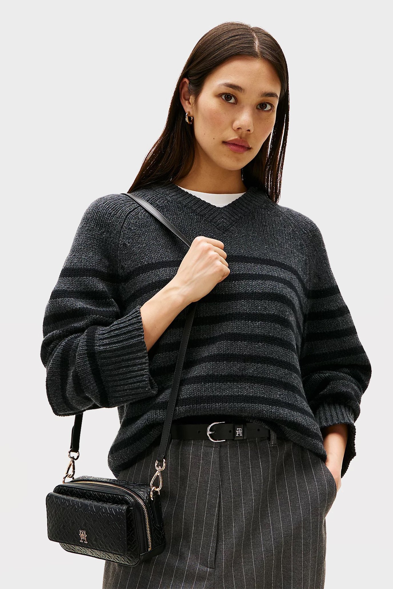 Сумка TH ICON CAMERA BAG MONOTommy Hilfiger Сумка TH ICON CAMERA BAG MONO 2