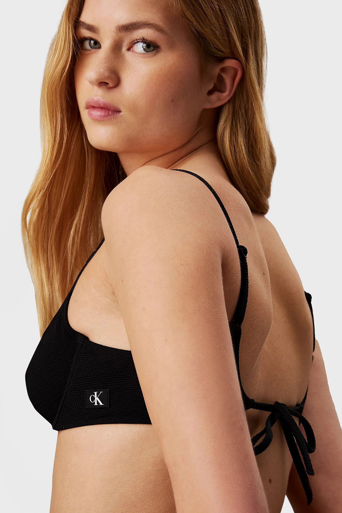 Женский черный лиф от купальника WIRED TRIANGLE 4