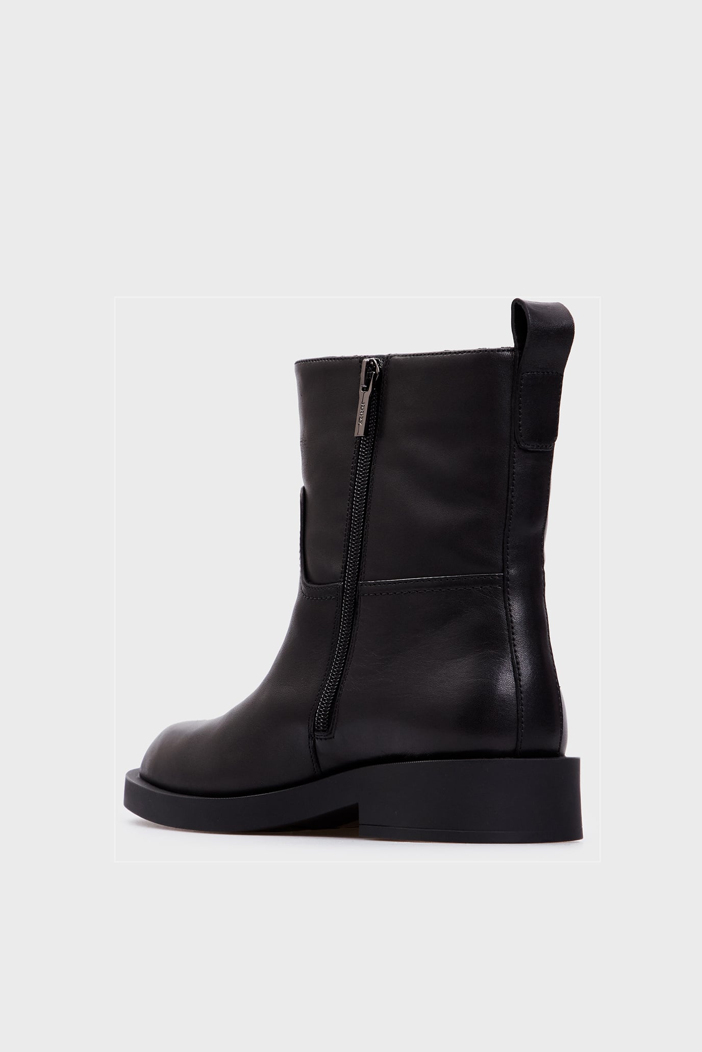 Женские черные кожаные полусапоги Ulla 4