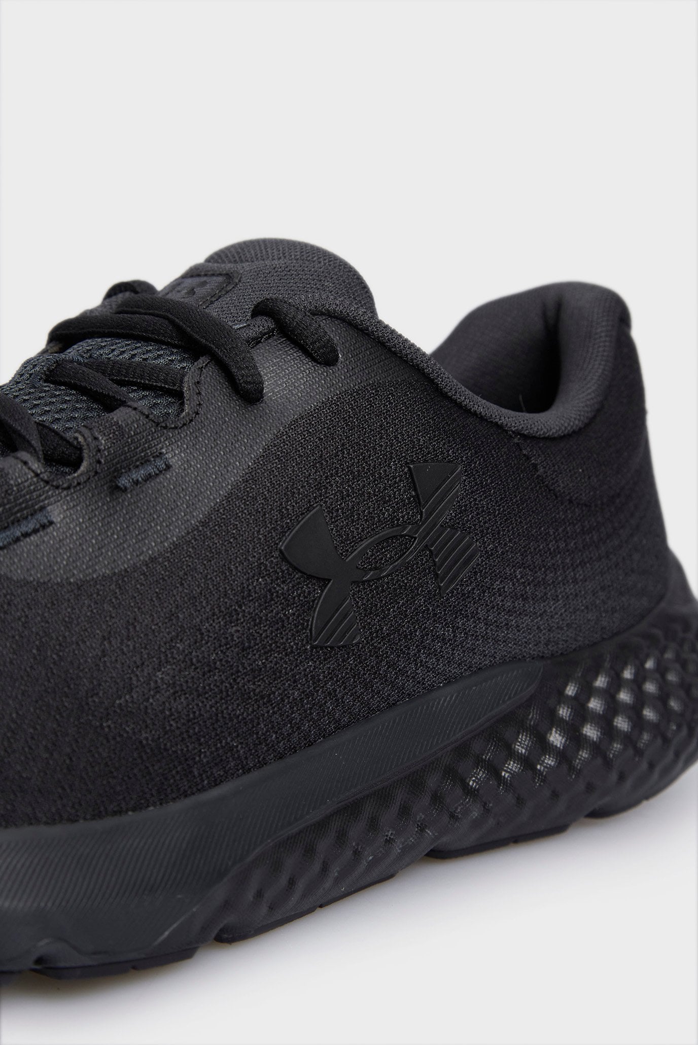 Мужские черные кроссовки UA Charged Rogue 4 2