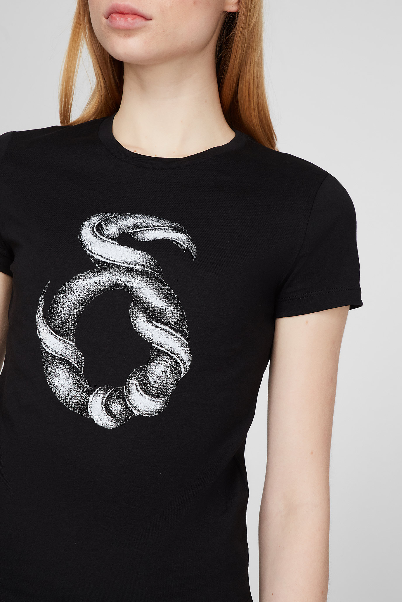 Женская черная футболка T-SLI-C3 10