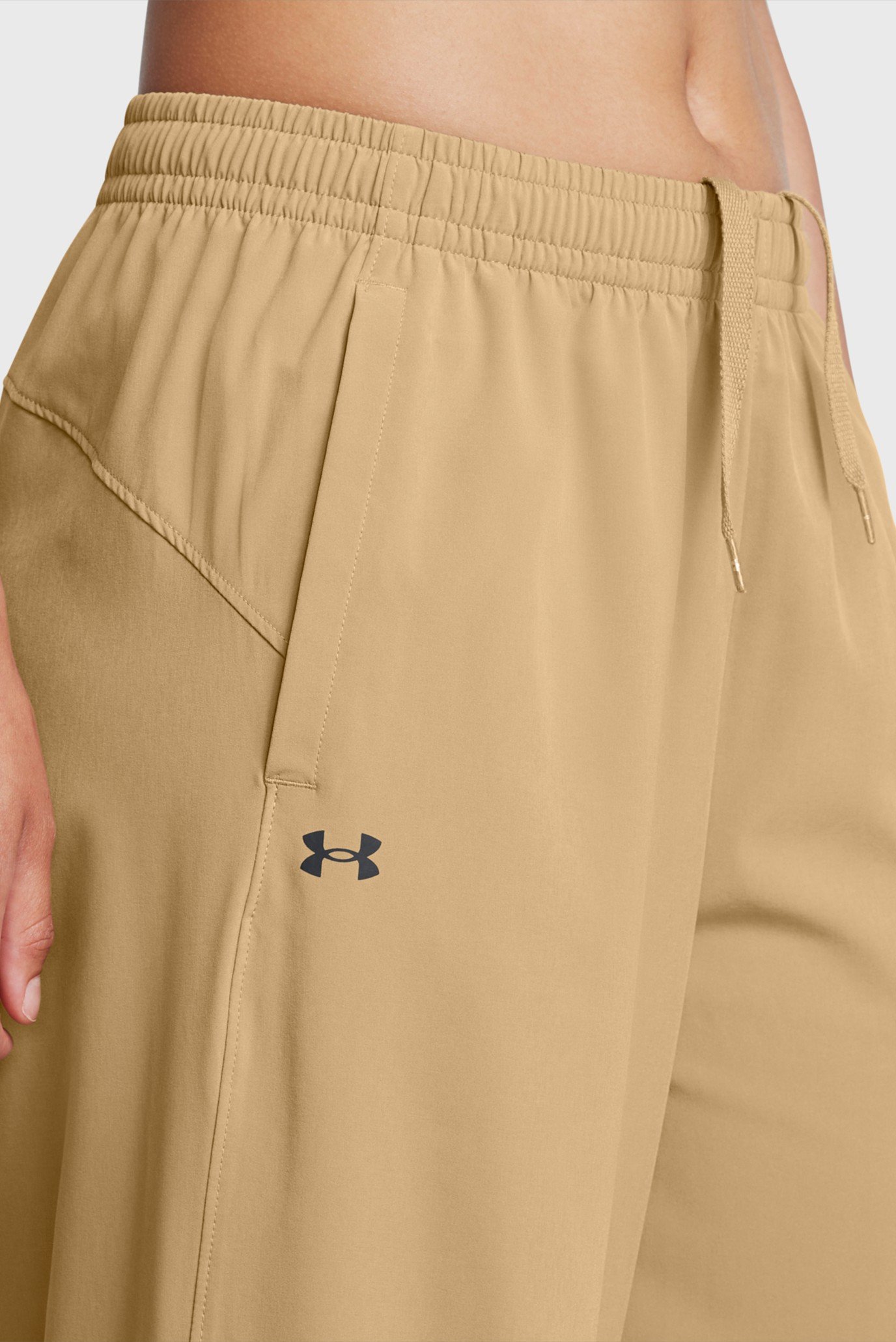 Женские бежевые спортивные брюки Armoursport Wide Leg PantUnder Armour Женские бежевые спортивные брюки Armoursport Wide Leg Pant 4