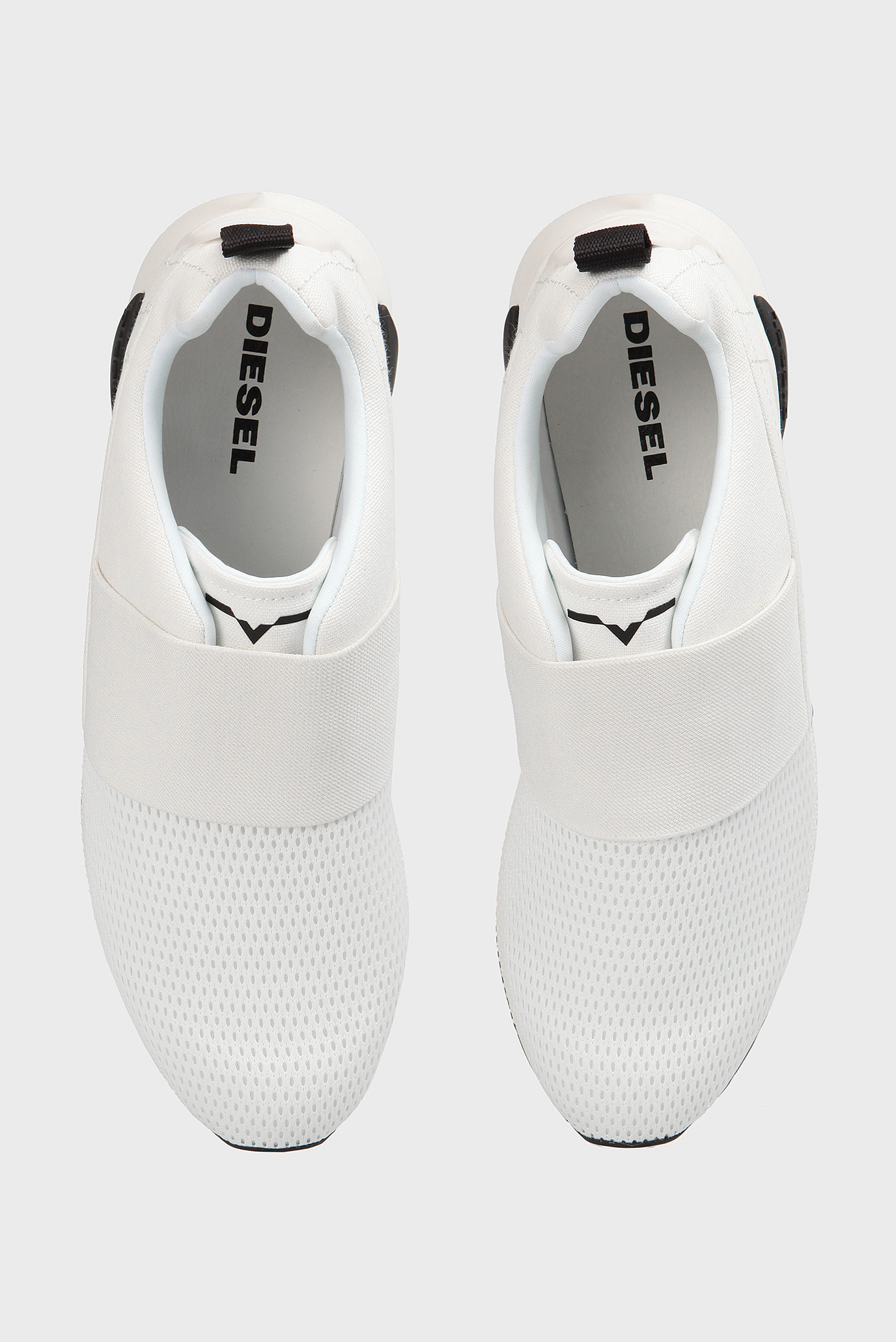 Мужские белые кроссовки 8