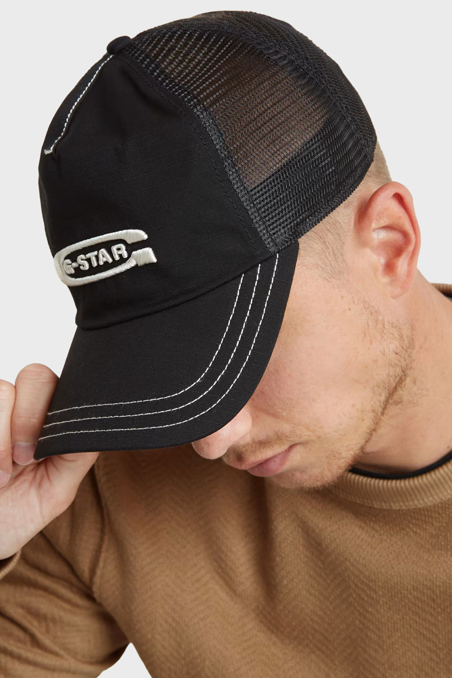 Мужская черная кепка Avernus 3