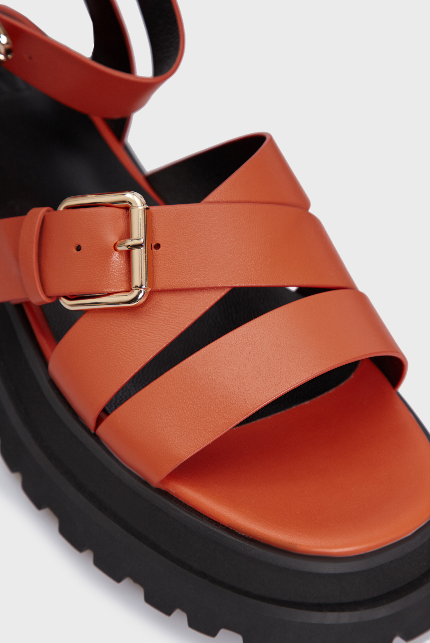 Женские оранжевые кожаные сандалии Lee 7