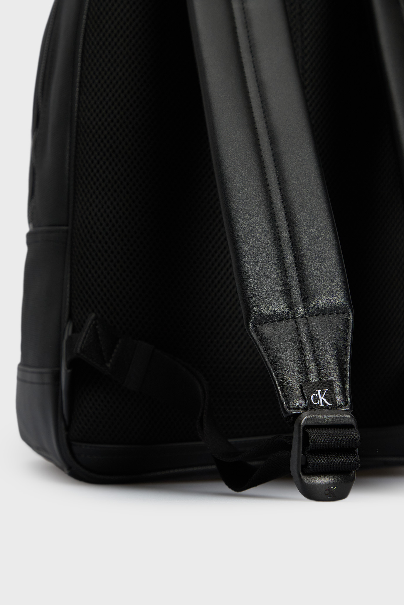 Мужской черный рюкзак COATED CAMPUS BP ANGLED40 PU 6