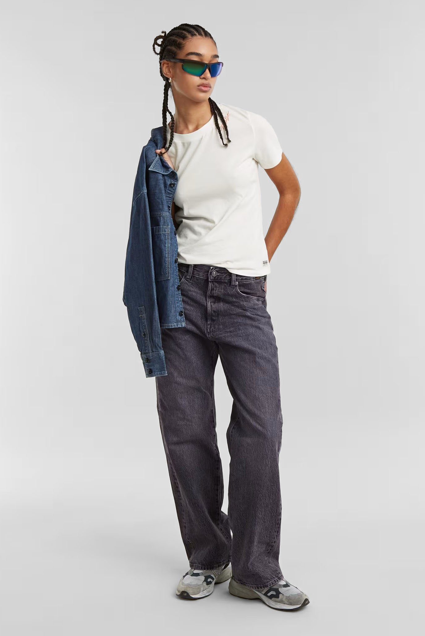 Женская белая футболка Faux embro logo r t wmn 2