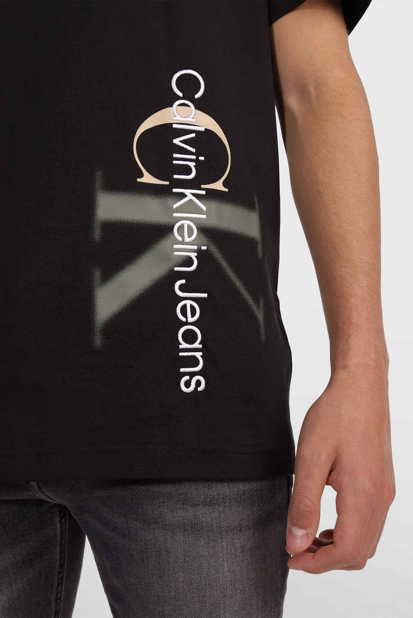 Футболка TWO TONE MONOLOGO TEE 4