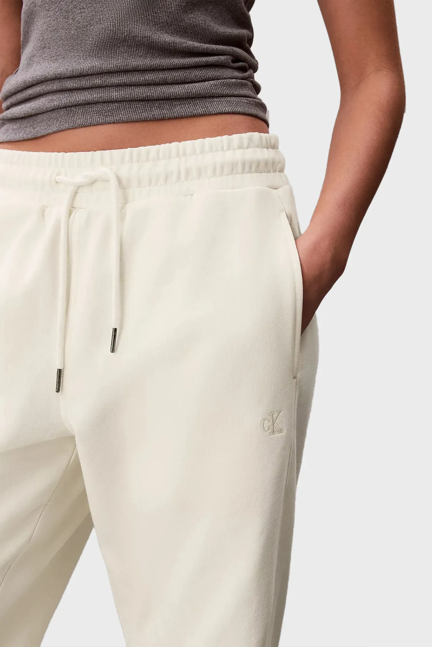 Штаны спортивные MONOGRAM FRENCH TERRY BARREL PAN 6