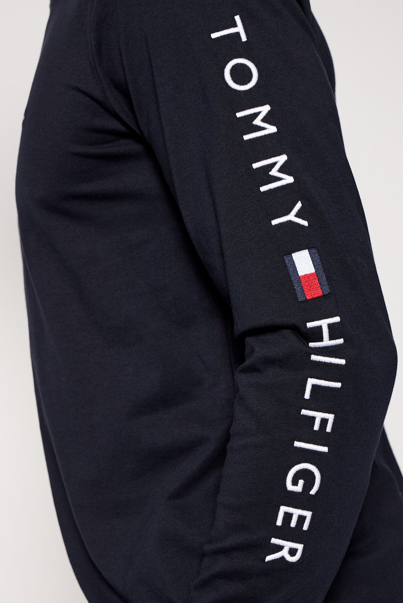 Мужской темно-синий лонгслив TOMMY LOGO TEE 2
