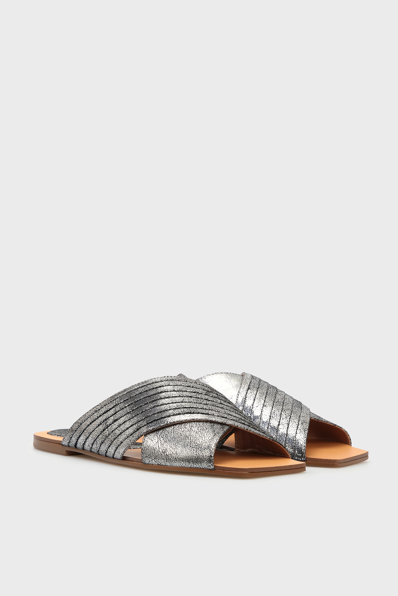 Женские серебристые слайдеры 3