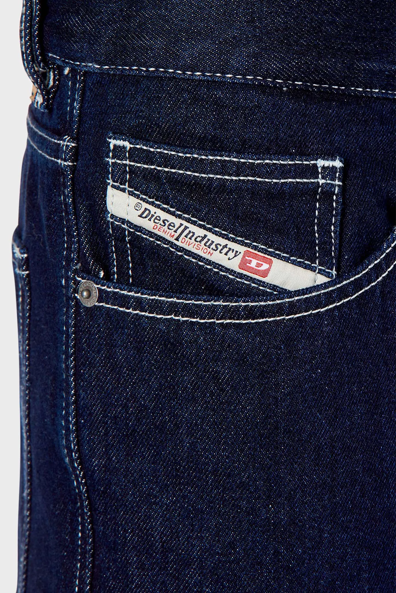 Джинсы 2010 L.32 TROUSERS 4