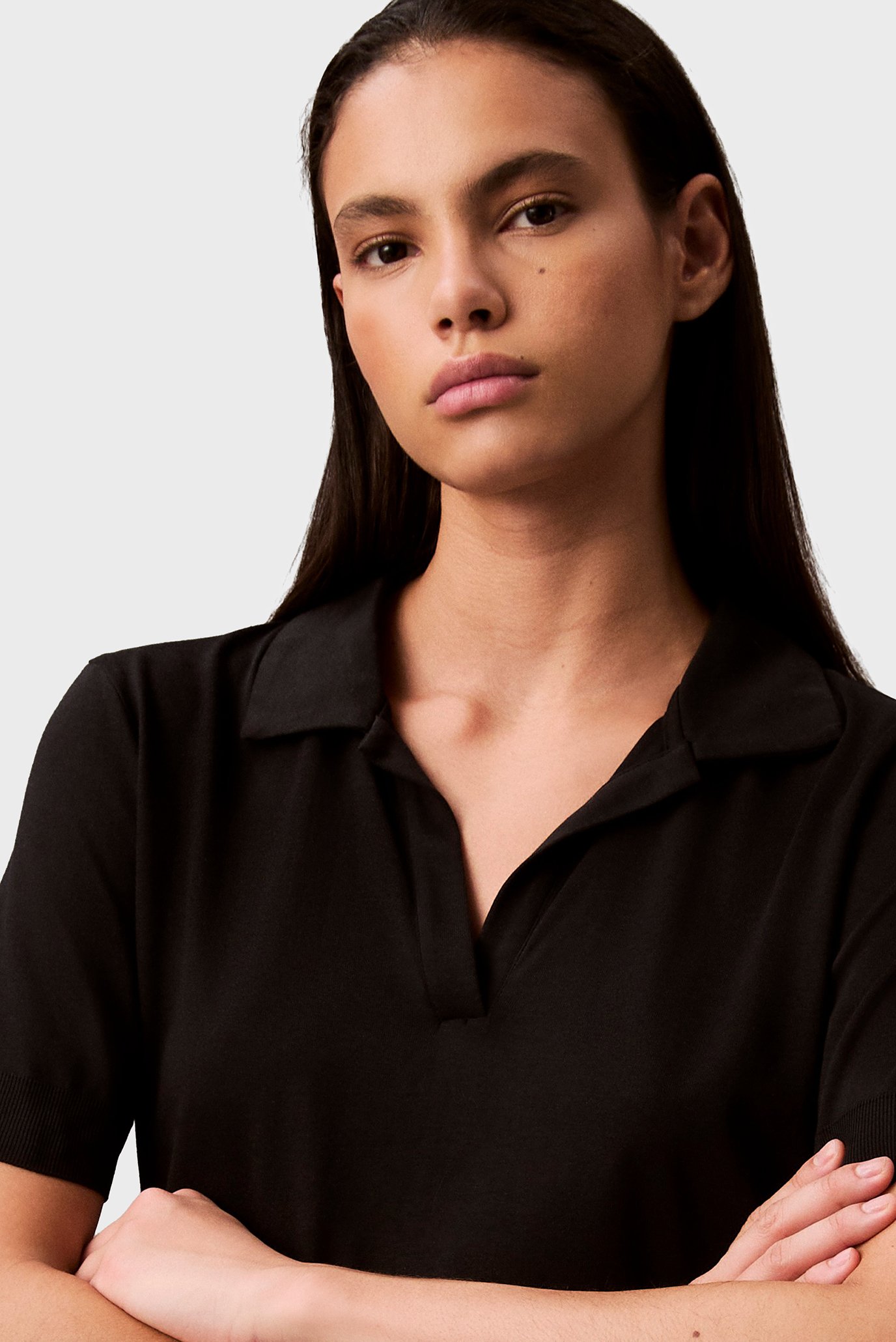 Женское черное поло REFINED 5