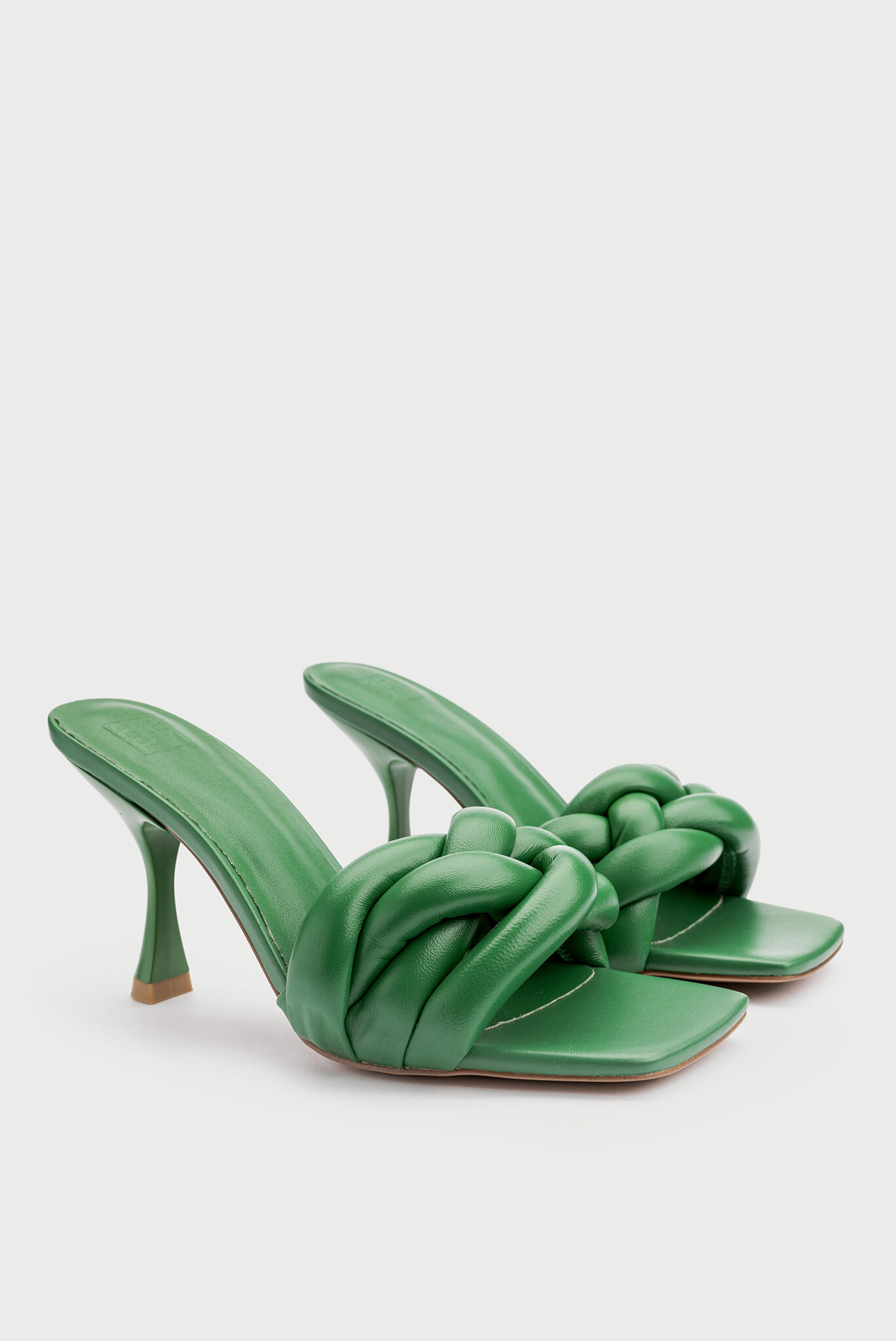 Женские зеленые кожаные мюли Gabriela 2