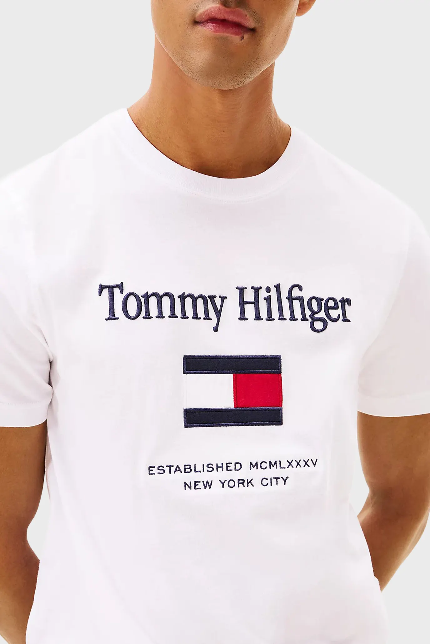 Футболка TOMMY EMBRO FLAG TEE 4