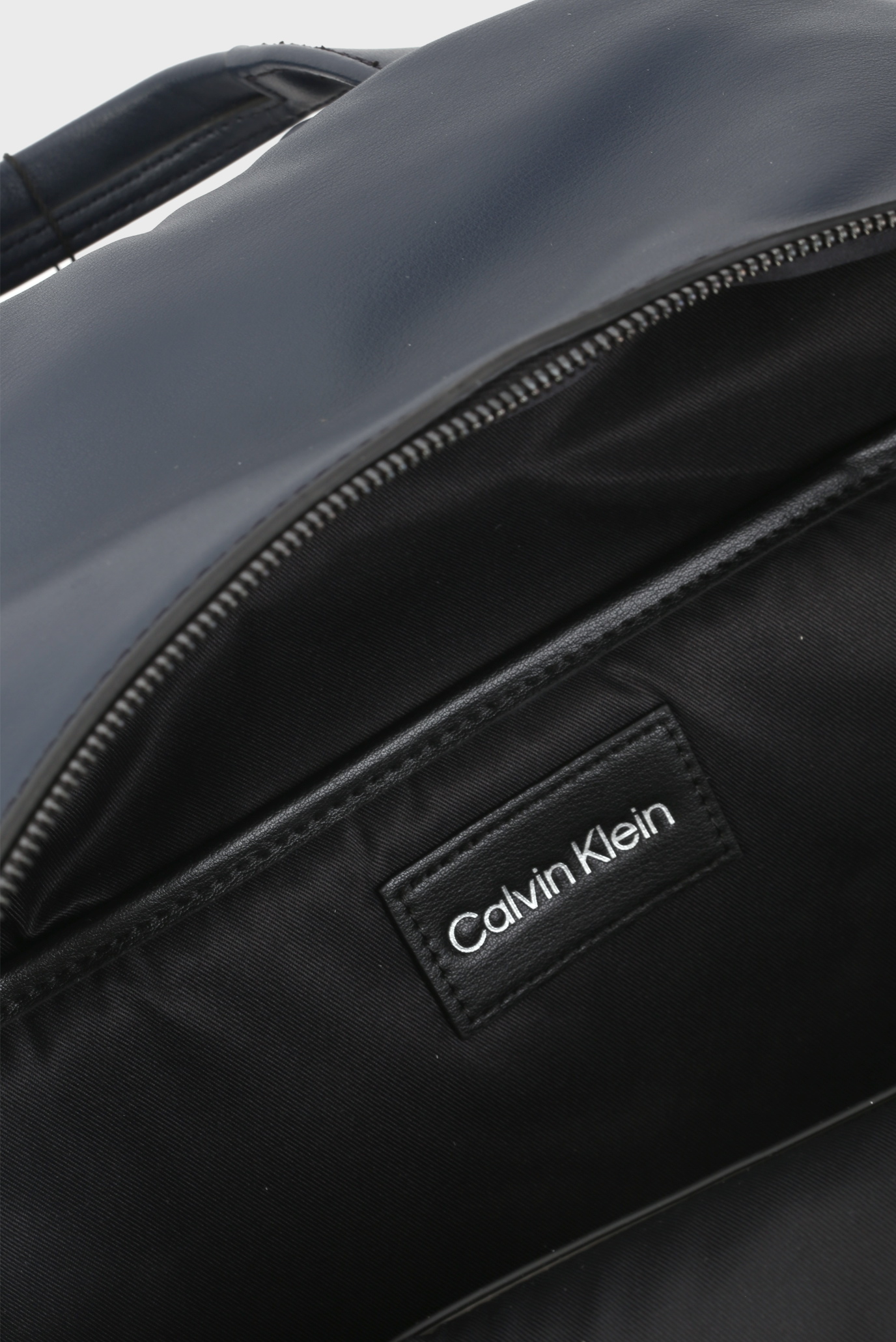 Рюкзак ICONIC PLAQUE ROUND BP 4